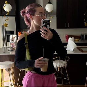 Meet your Posher, Abbie